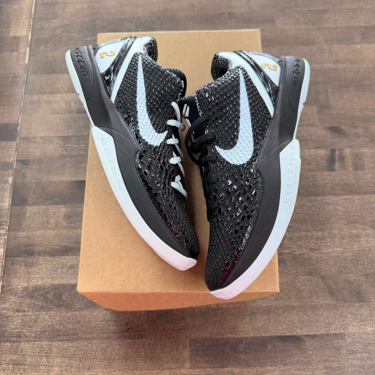 Nike Kobe 6 Protro Mambacita Sweet 16 Size 9 (Pre-Owned) - Image 1