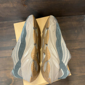 adidas Yeezy Boost 700 V2 Mauve Size 10.5 (Pre-Owned) - Image 6