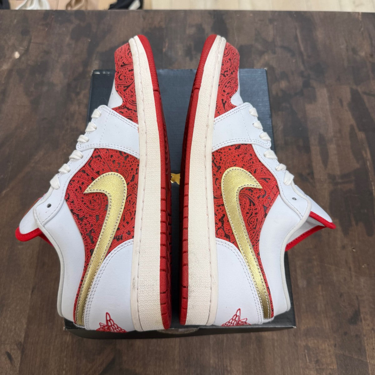 Jordan 1 Low Spades - Image 4