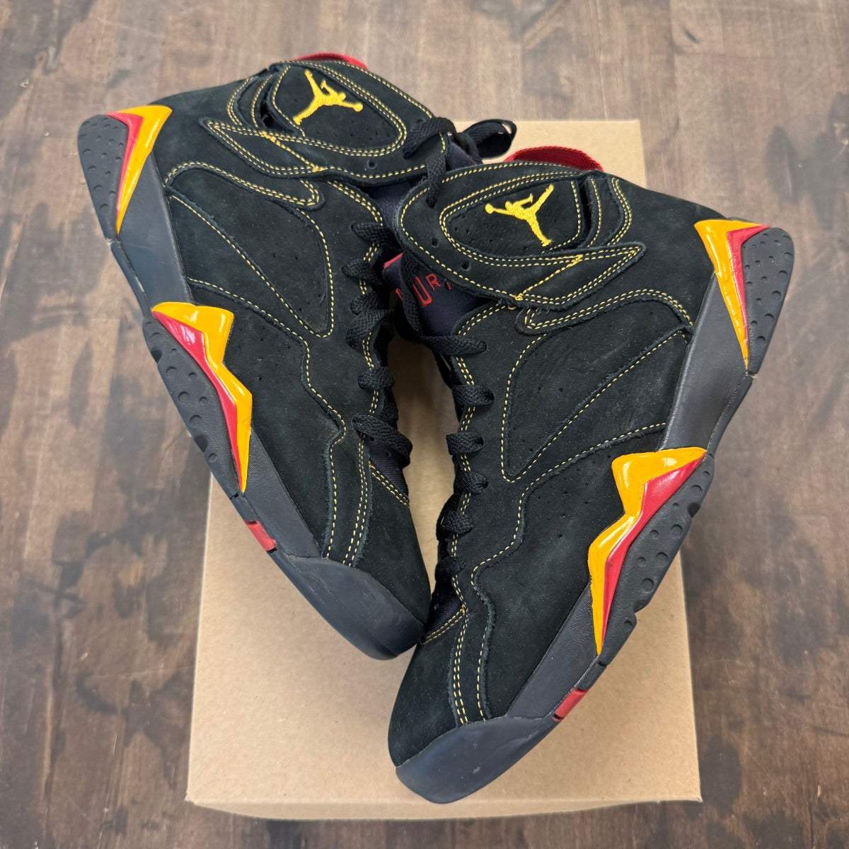 Jordan 7 Retro Citrus (2022) Size 9 (Pre-Owned) - Image 1