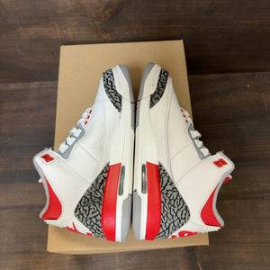 Jordan 3 Retro Fire Red (2022) (GS) Size 4Y (Pre-Owned) - Image 5
