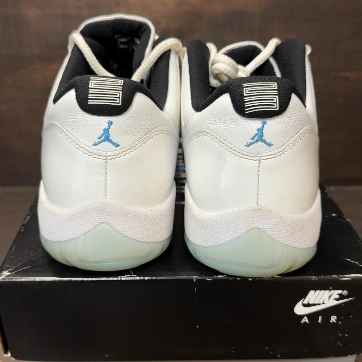 Jordan 11 Retro Low Legend Blue - Image 5