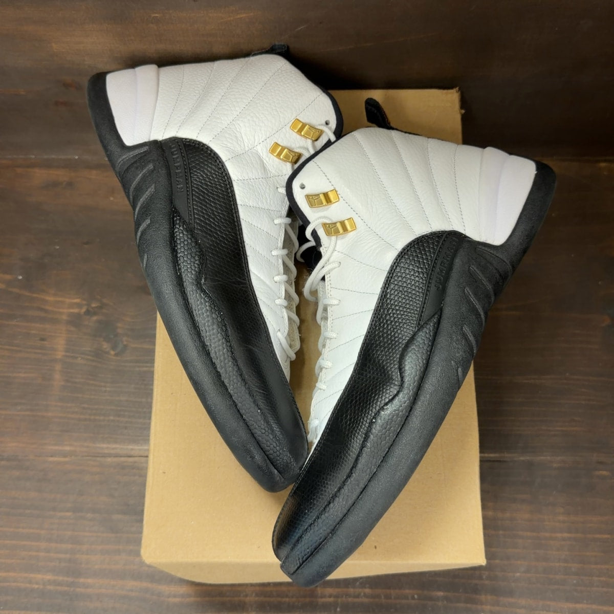 Jordan 12 Retro Taxi (2013) Size 11 (Pre-Owned) - Image 2