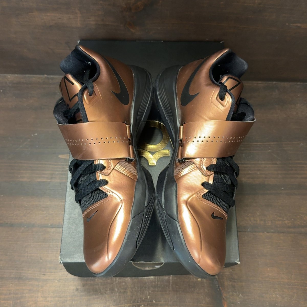 Nike KD 4 Christmas (2024) Size 9 (Pre-Owned) - aux