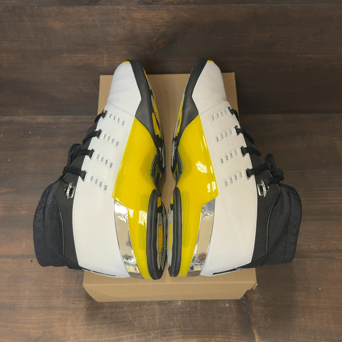 Jordan 17 Retro Low All-Star Lightning (2024) Size 11 (Pre-Owned) - Image 6