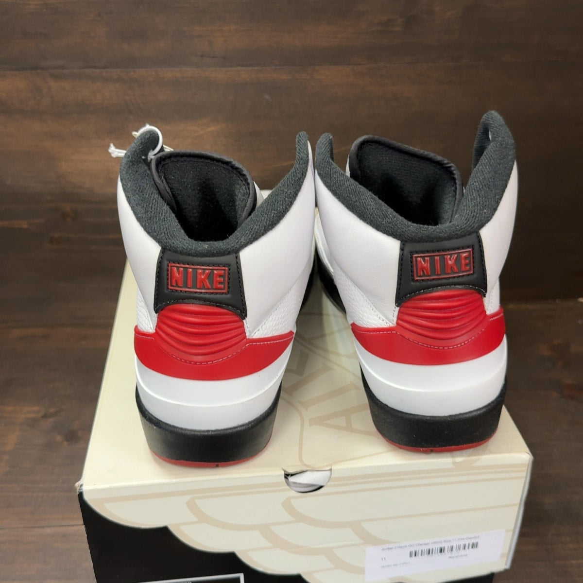 Jordan 2 Retro OG Chicago (2022) - Image 4