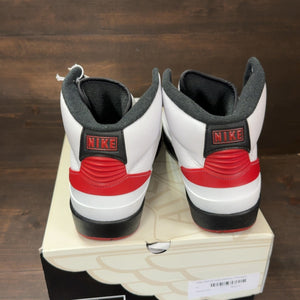 Jordan 2 Retro OG Chicago (2022) - Image 4