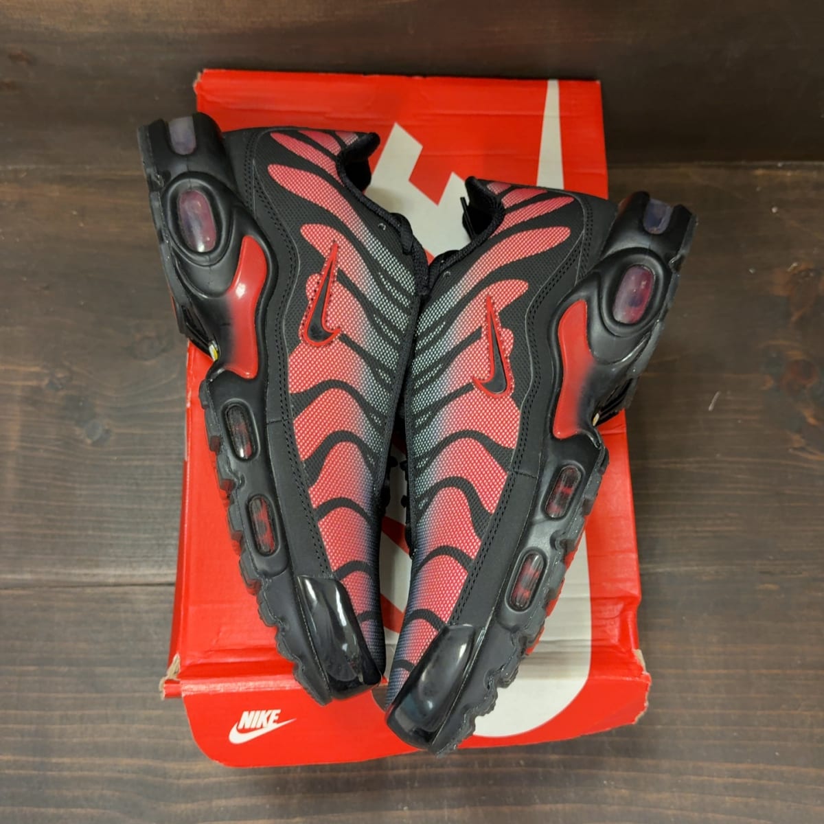 Nike Air Max Plus Bred Reflective Size 9 (Pre-Owned) - back