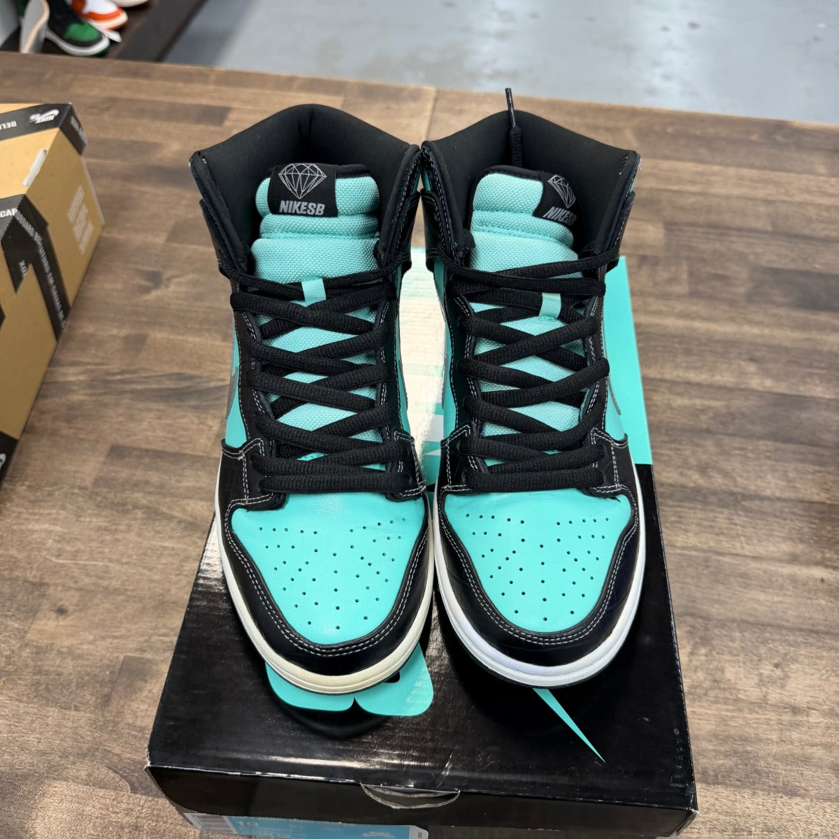 Nike SB Dunk High Diamond Supply Co. - Image 2
