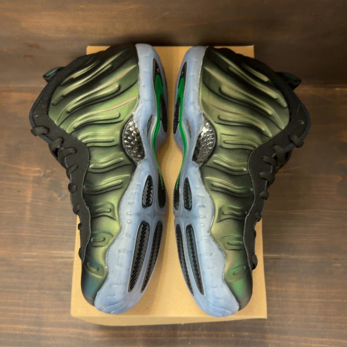 Nike Air Foamposite Pro Pine Green (2025) Size 11 - Image 4