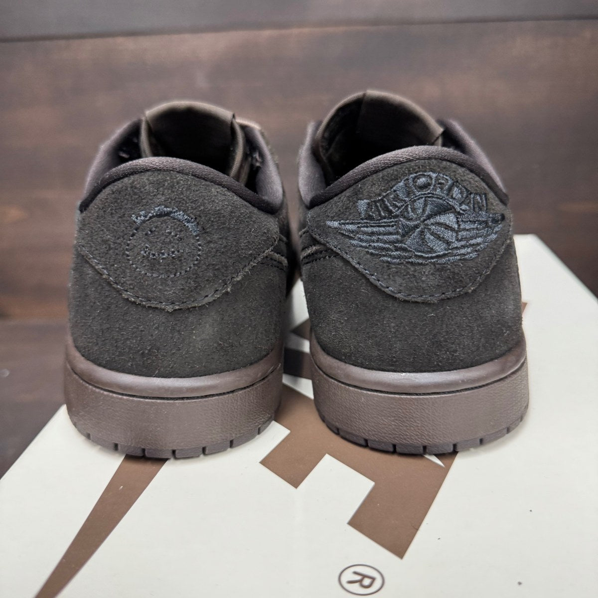 Jordan 1 Retro Low OG SP Travis Scott Velvet Brown - Image 5