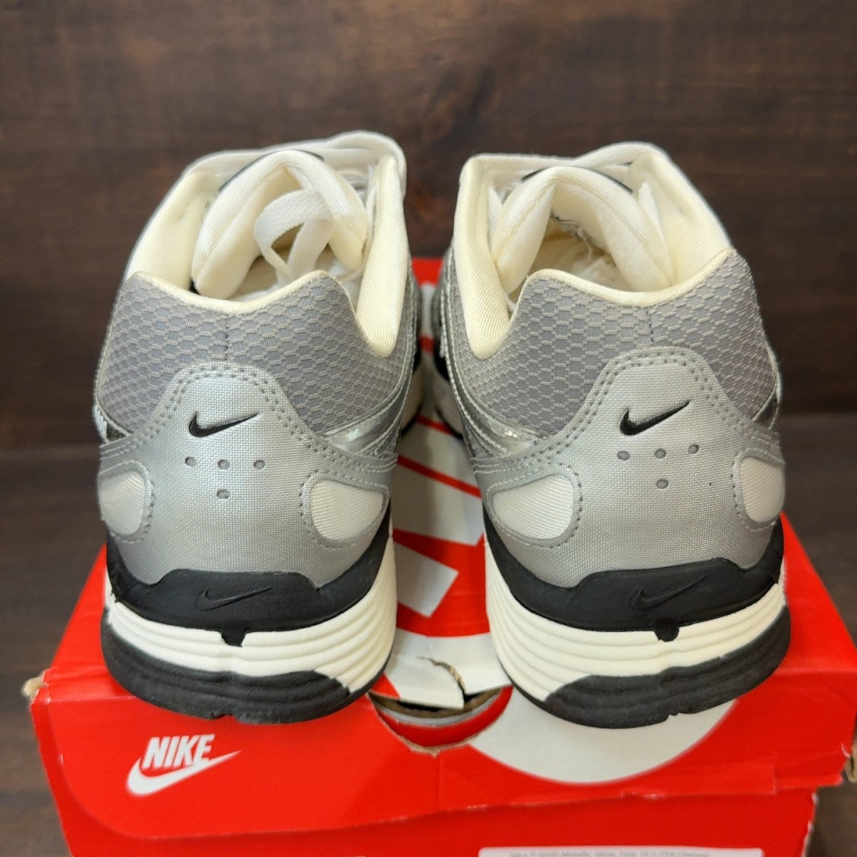 Nike P-6000 Metallic Silver - Image 4