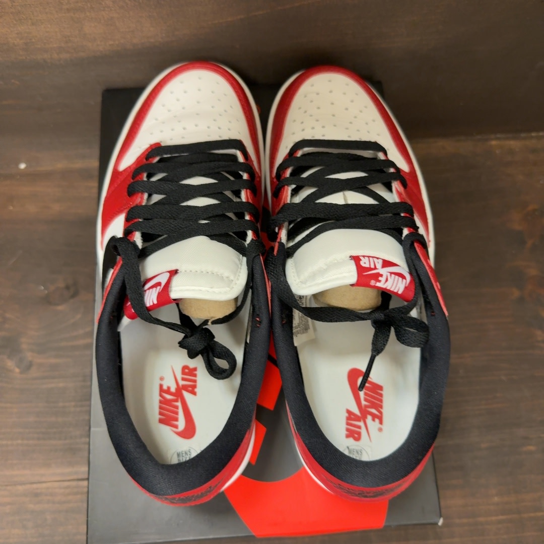 Jordan 1 Retro Low OG Chicago (2025) - Image 5