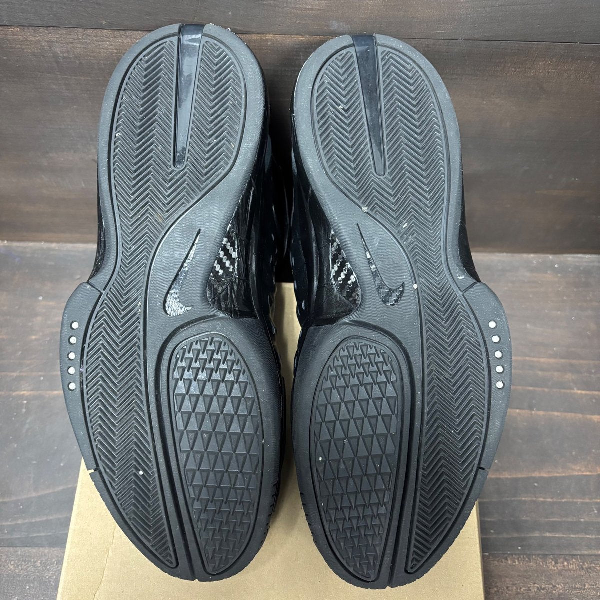 Nike Air Zoom Huarache 2K4 OT Black (2026) Size 12 (Pre-Owned) - box