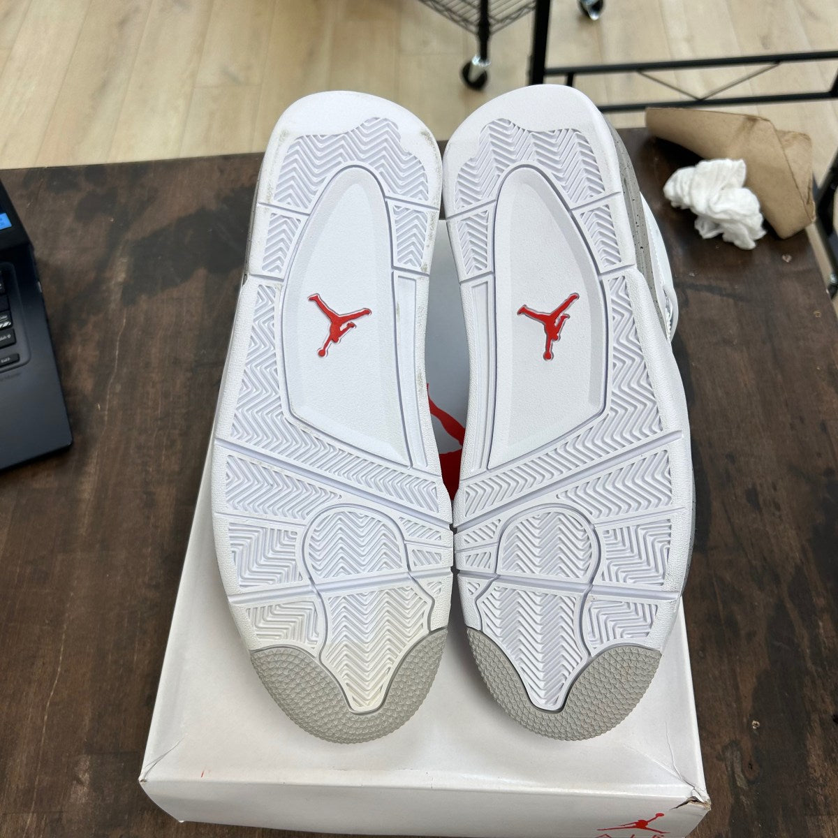 Jordan 4 Retro White Oreo (2021) - Image 5