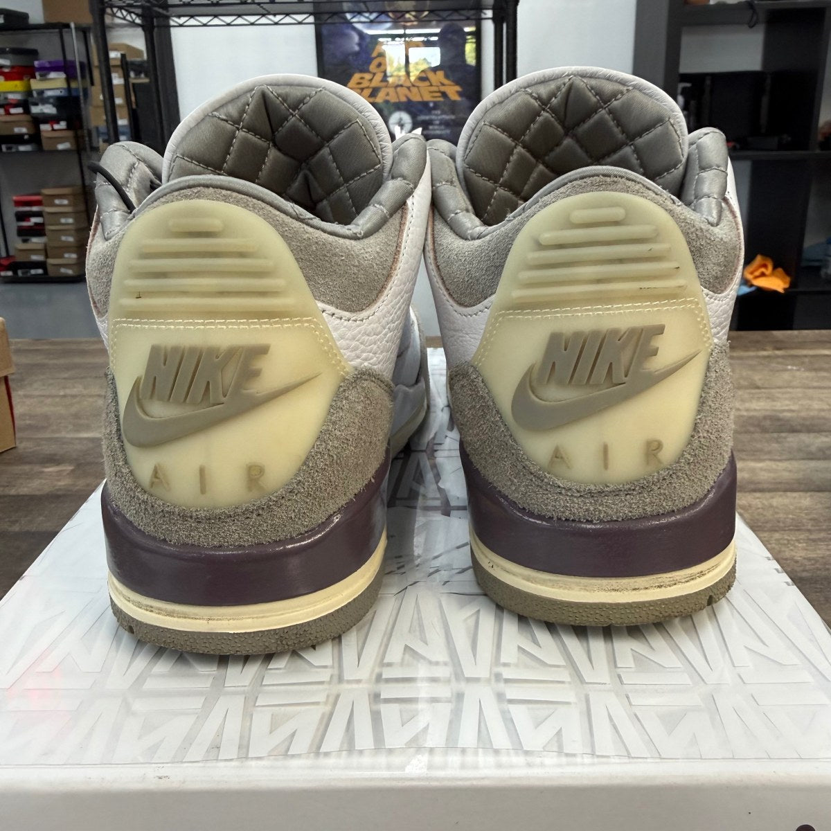 Jordan 3 Retro SP A Ma Maniére (Women's) - Image 4