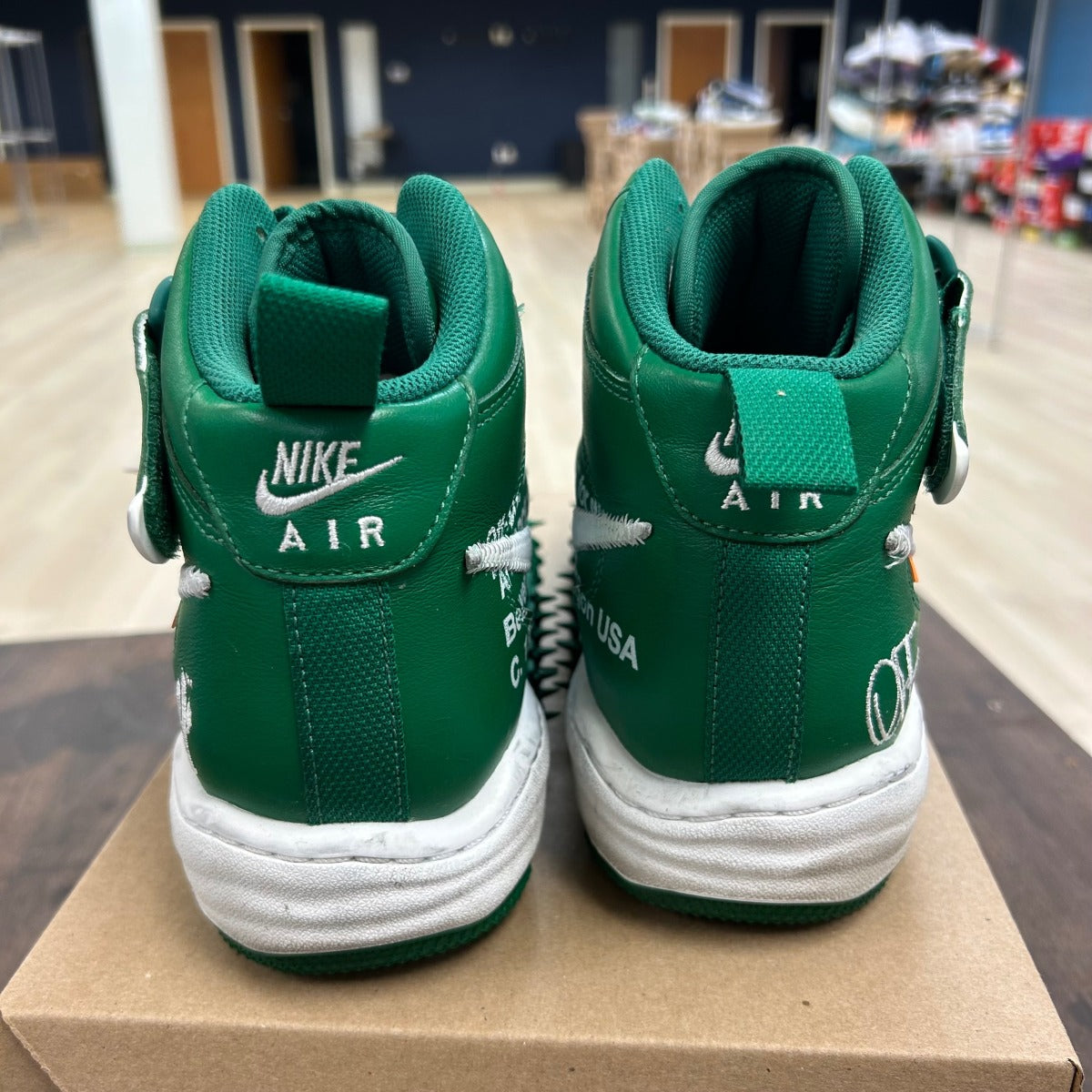 Nike Air Force 1 Mid Off-White Pine Green Size 9.5 (Pre-Owned) - Image 4