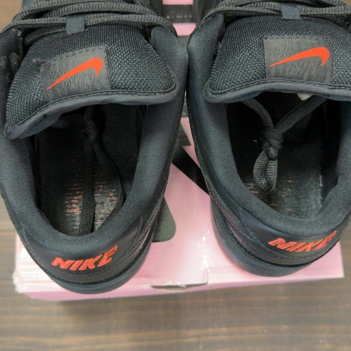 Nike SB Dunk Low Black Pigeon - Image 6