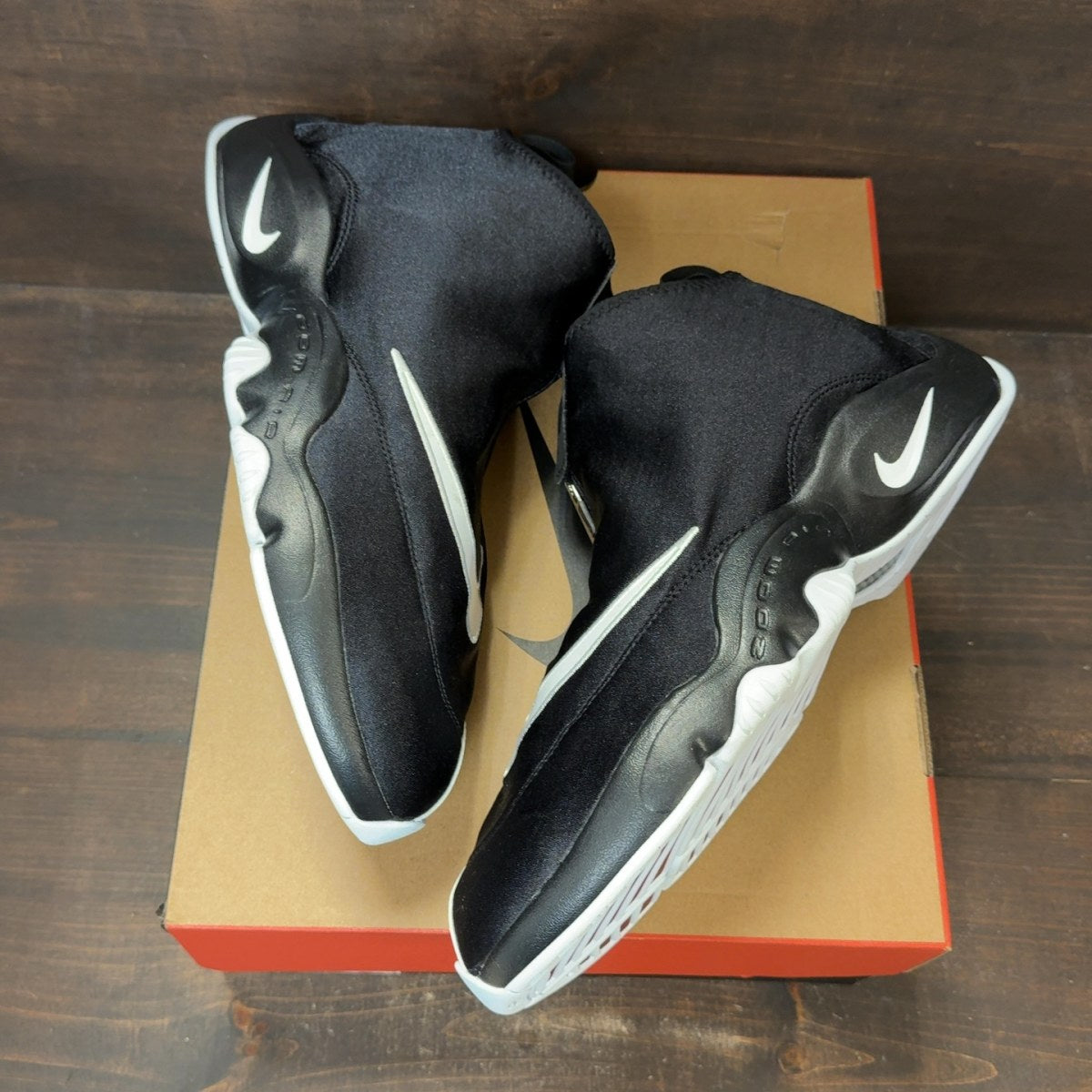 Nike Air Zoom Flight The Glove Black White OG (2026) - Image 2