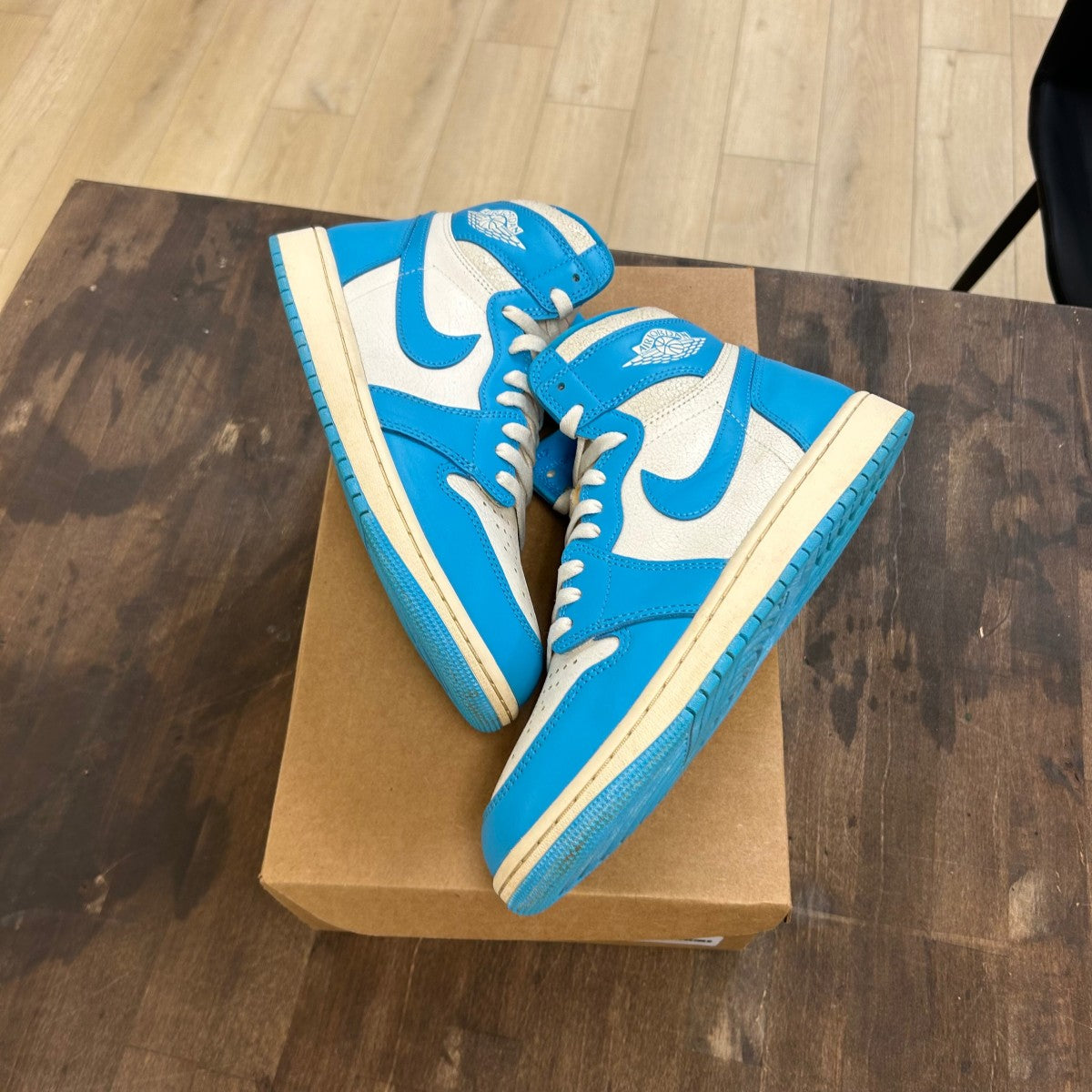 Jordan 1 Retro High OG UNC Reimagined Size 9 (Pre-Owned) - Image 1