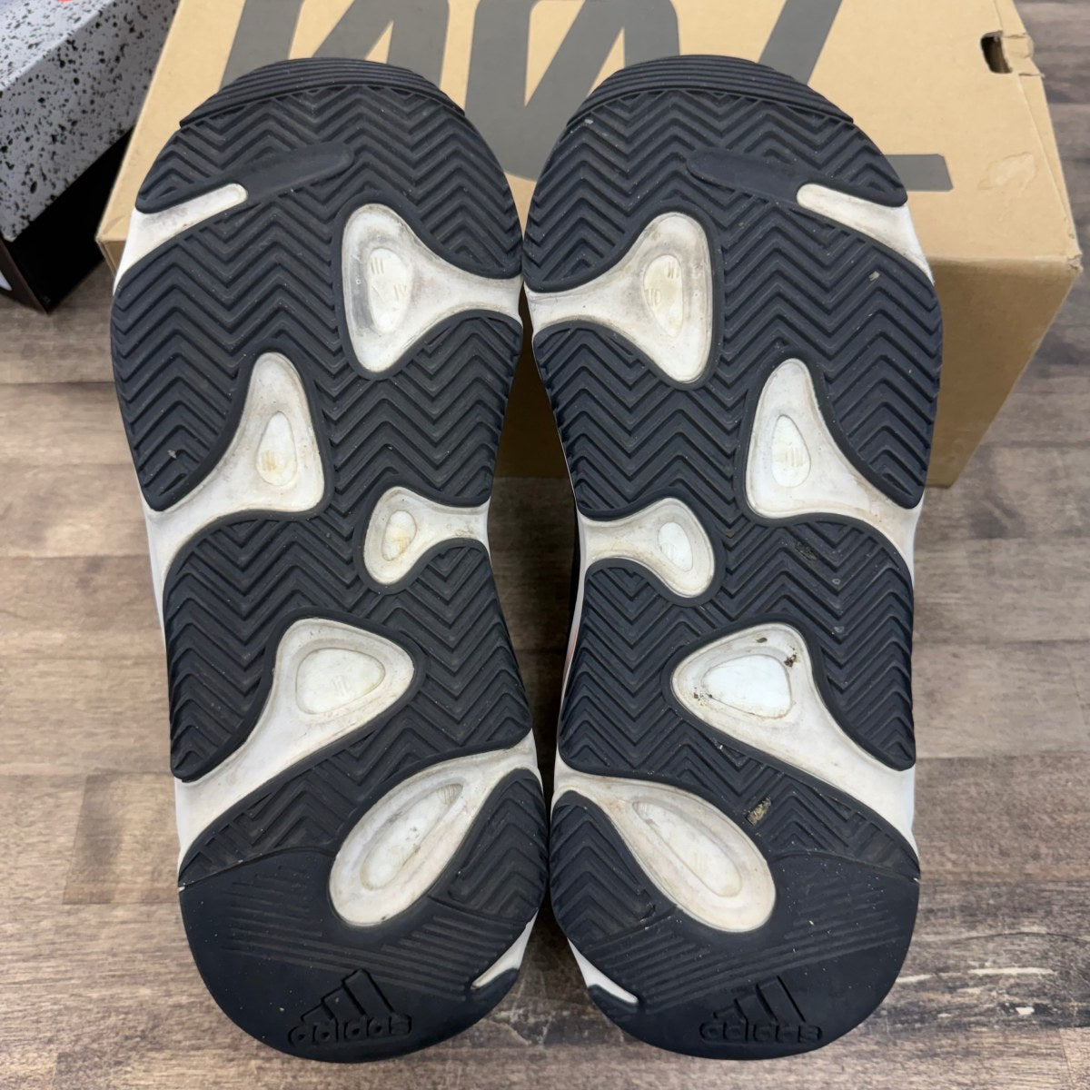 adidas Yeezy Boost 700 Wave Runner - Image 6