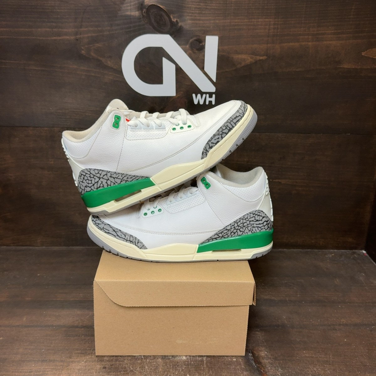 Jordan 3 Retro Lucky Green (Women's) Size 12W (Pre-Owned) - Image 1