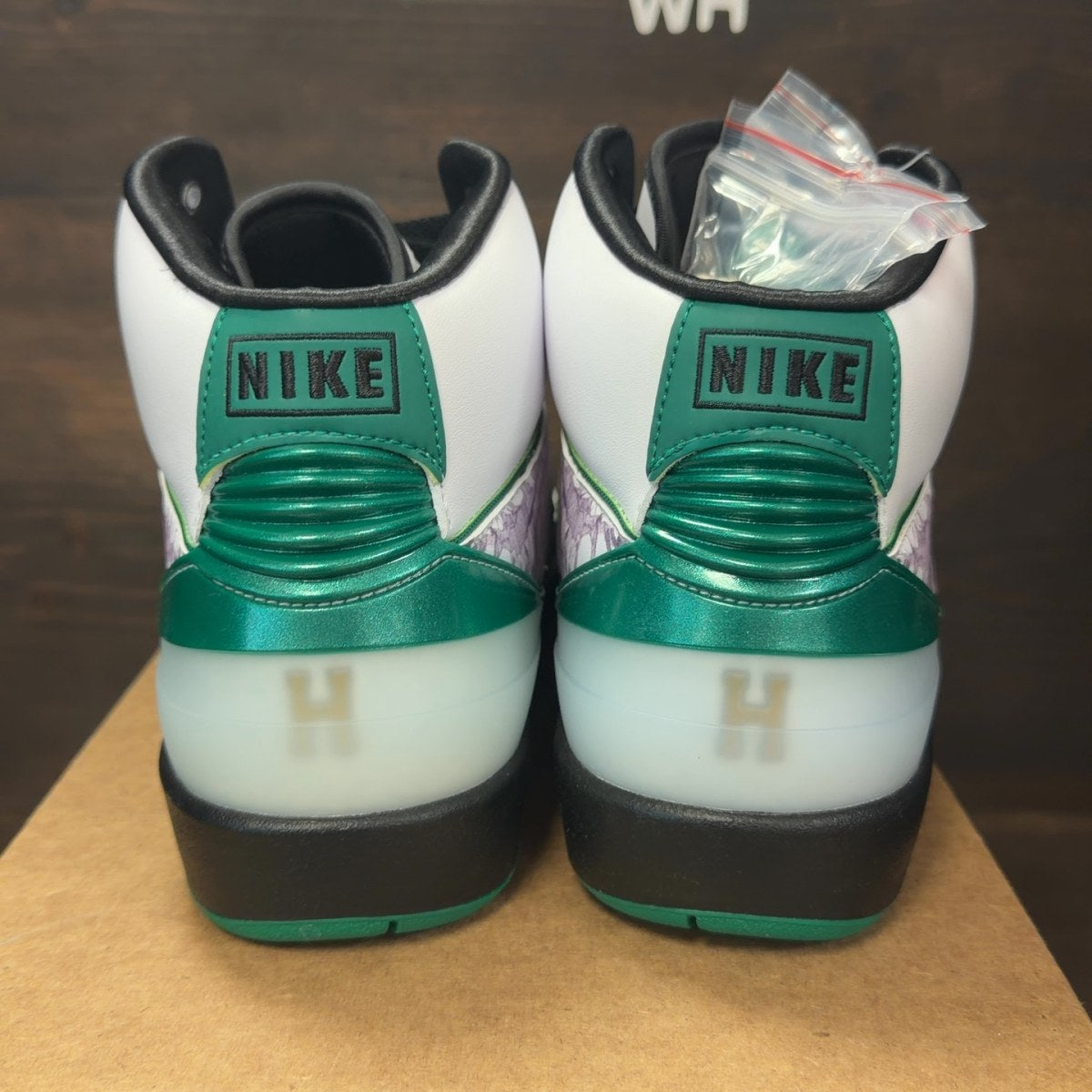 Jordan 2 Retro "H" Wings Size 9 - Image 4