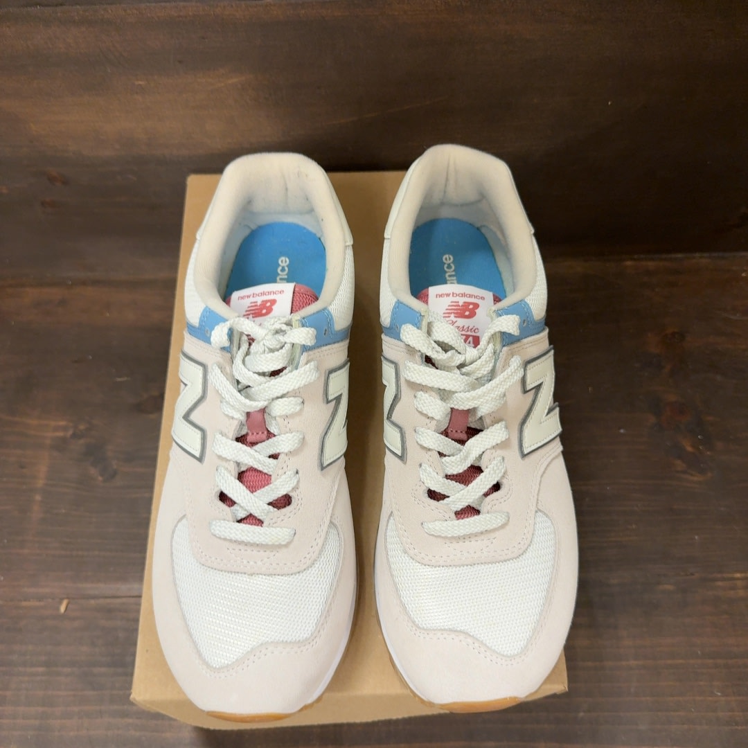 Cream Blue New Balance 574 Size 10.5 (Pre-Owned) - Image 3