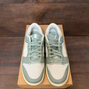 Nike Dunk Low Mica Green Size 8.5 (Pre-Owned) - Image 3