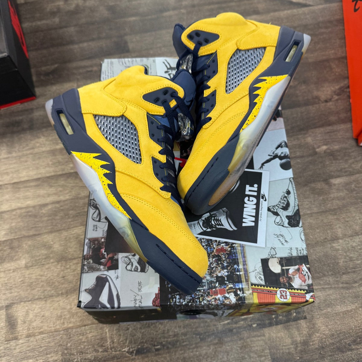 Jordan 5 Retro Michigan (2019) - Image 1