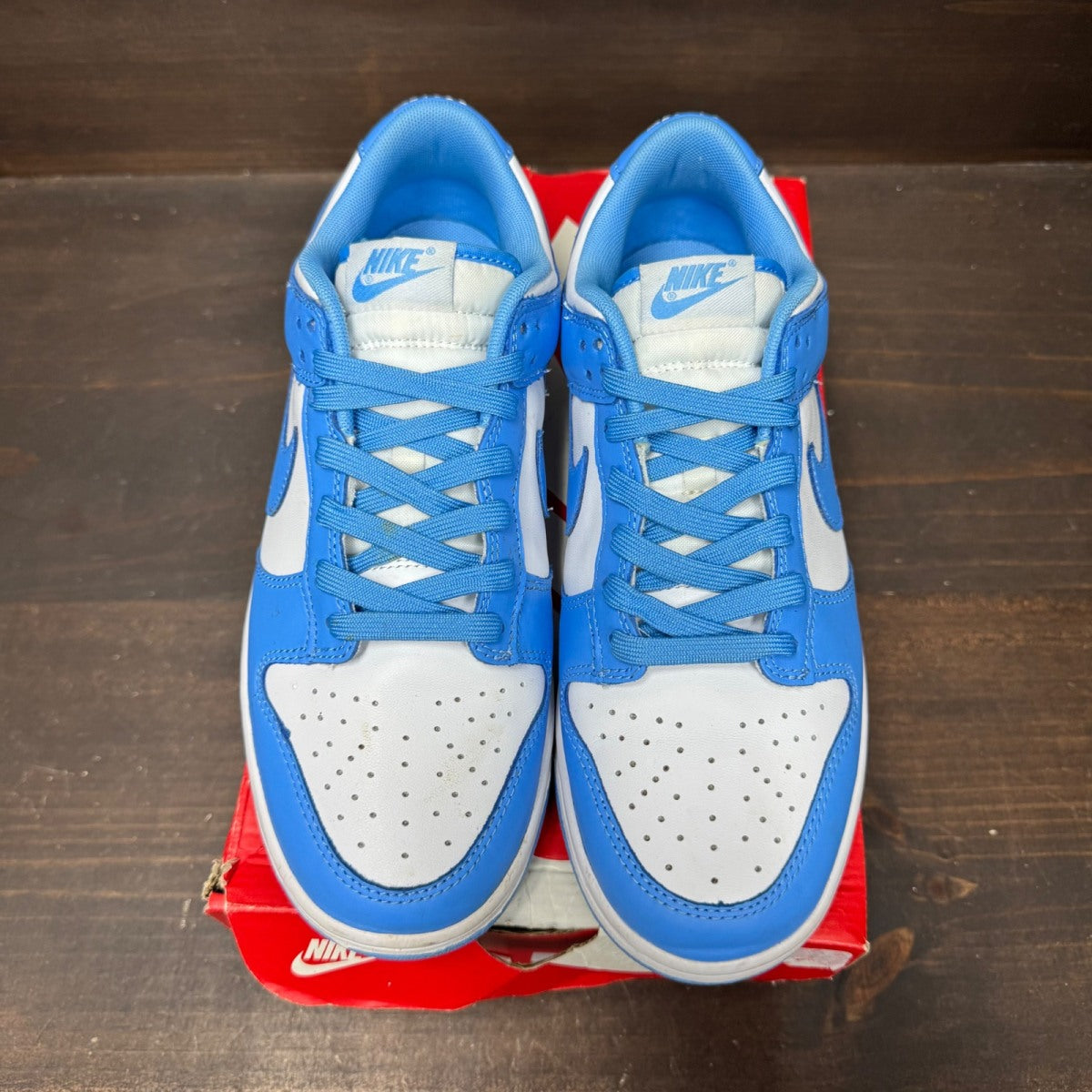 Nike Dunk Low UNC (2021) Size 9 (Pre-Owned) - side