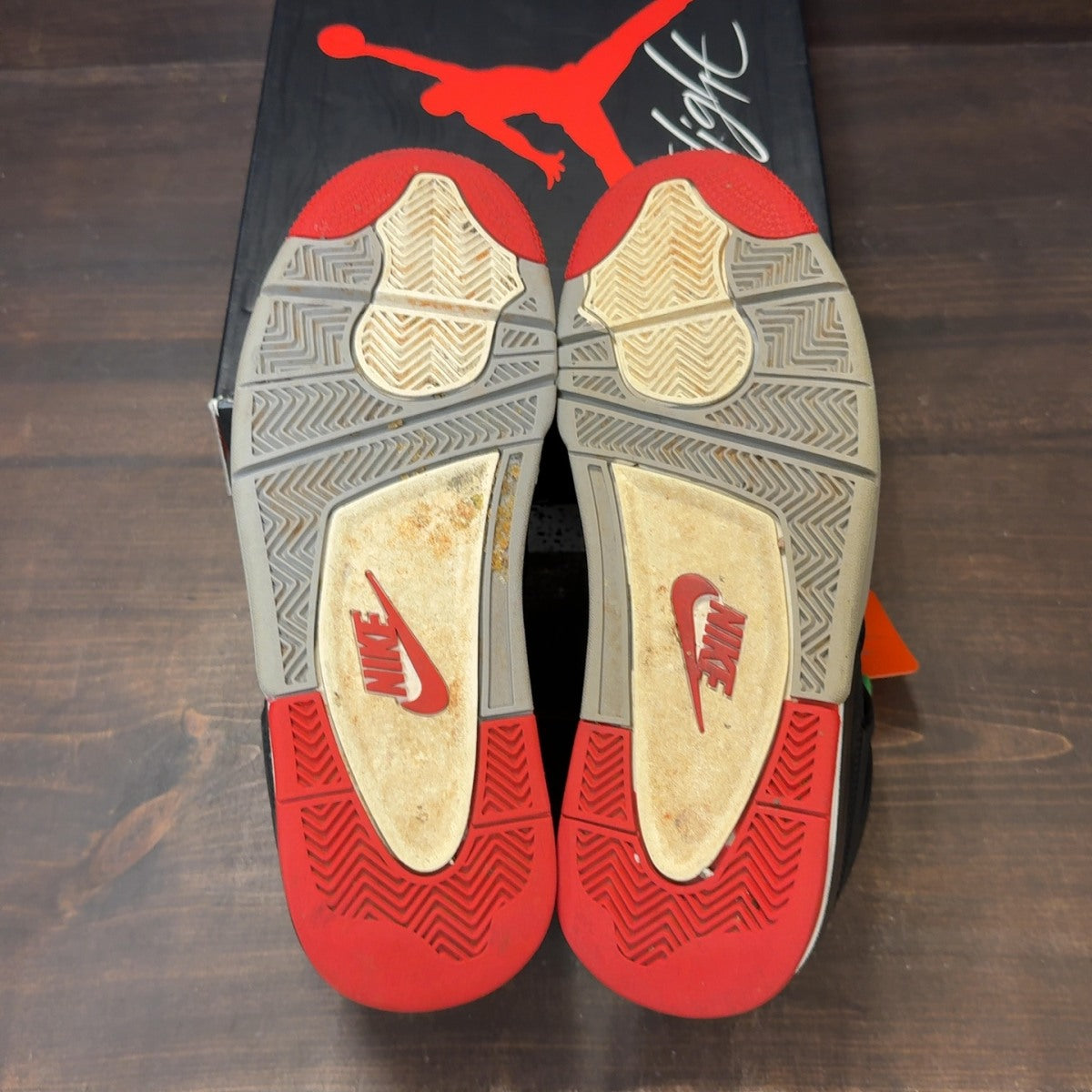 Jordan 4 Retro Bred (2019) - Image 8