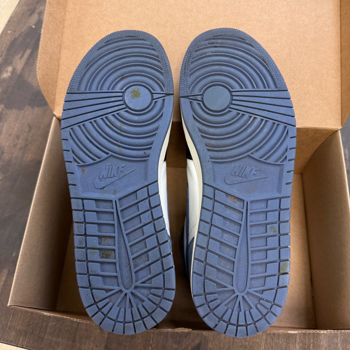 Jordan 1 Retro High Blue Moon Size 13 (Pre-Owned) - Image 5