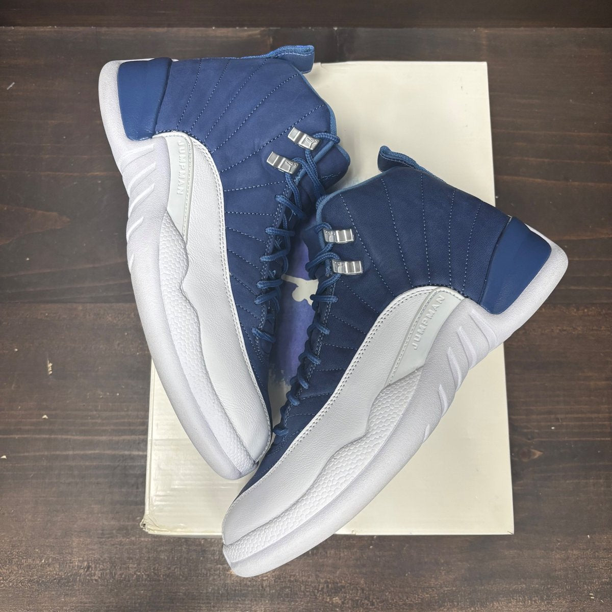 Jordan 12 Retro Indigo Size 8.5 (Pre-Owned) - back