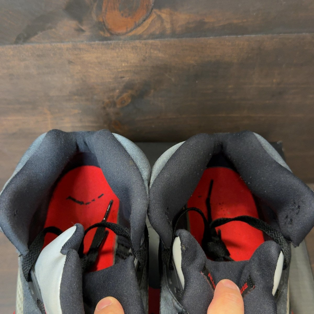 Jordan 5 Retro Satin Bred - Image 4