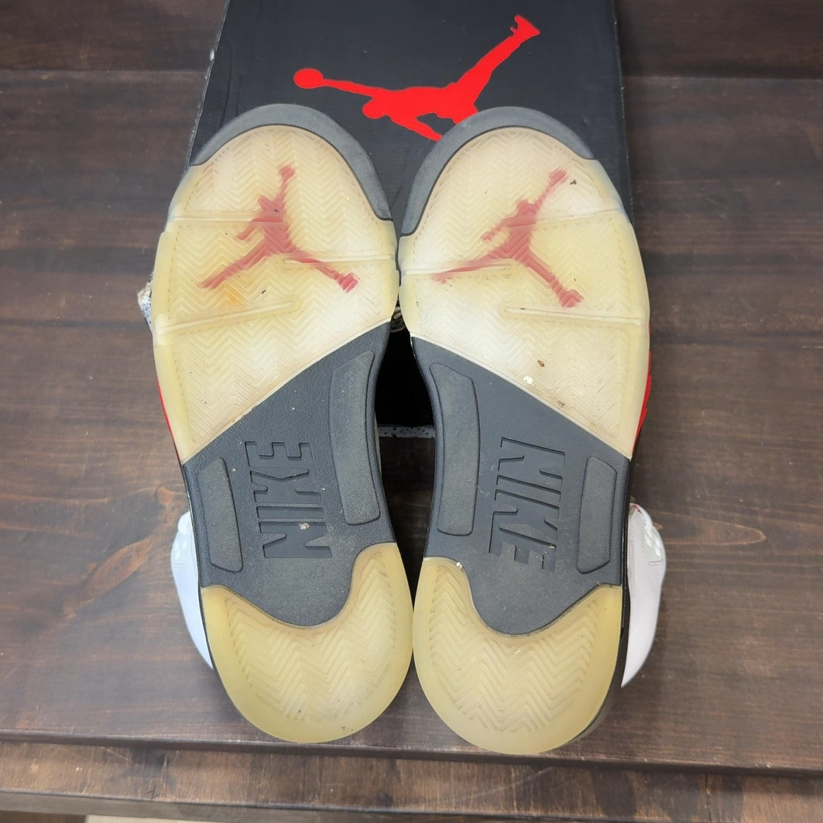 Jordan 5 Retro Fire Red Silver Tongue (2020) - Image 8