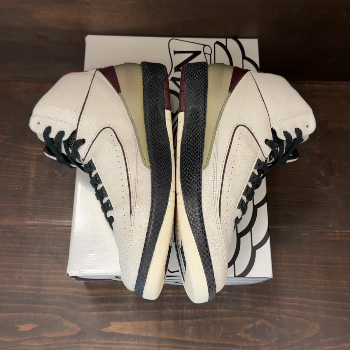 Jordan 2 Retro A Ma Maniére Airness Size 13 (Pre-Owned) - aux