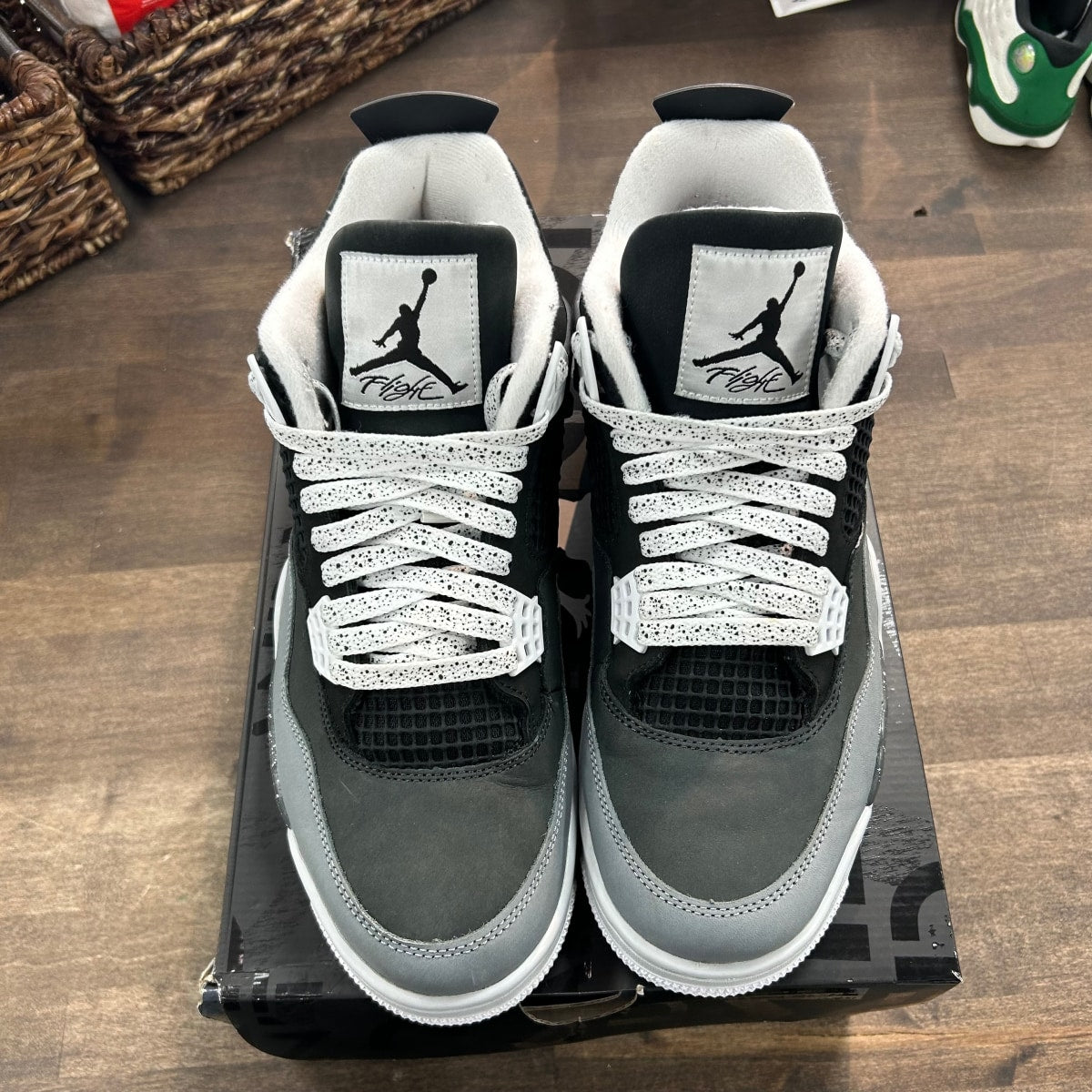 Jordan 4 Retro Fear (2024) - Image 2