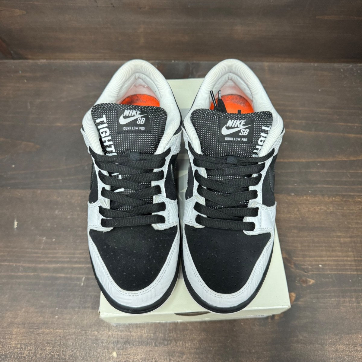 Nike SB Dunk Low TIGHTBOOTH - Image 3