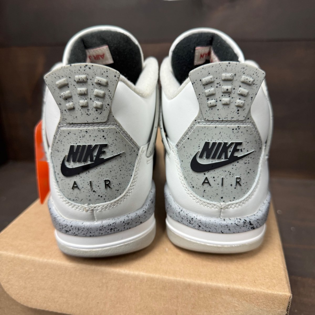 Jordan 4 Retro White Cement (2025) (GS) Size 7Y (Pre-Owned) - sole