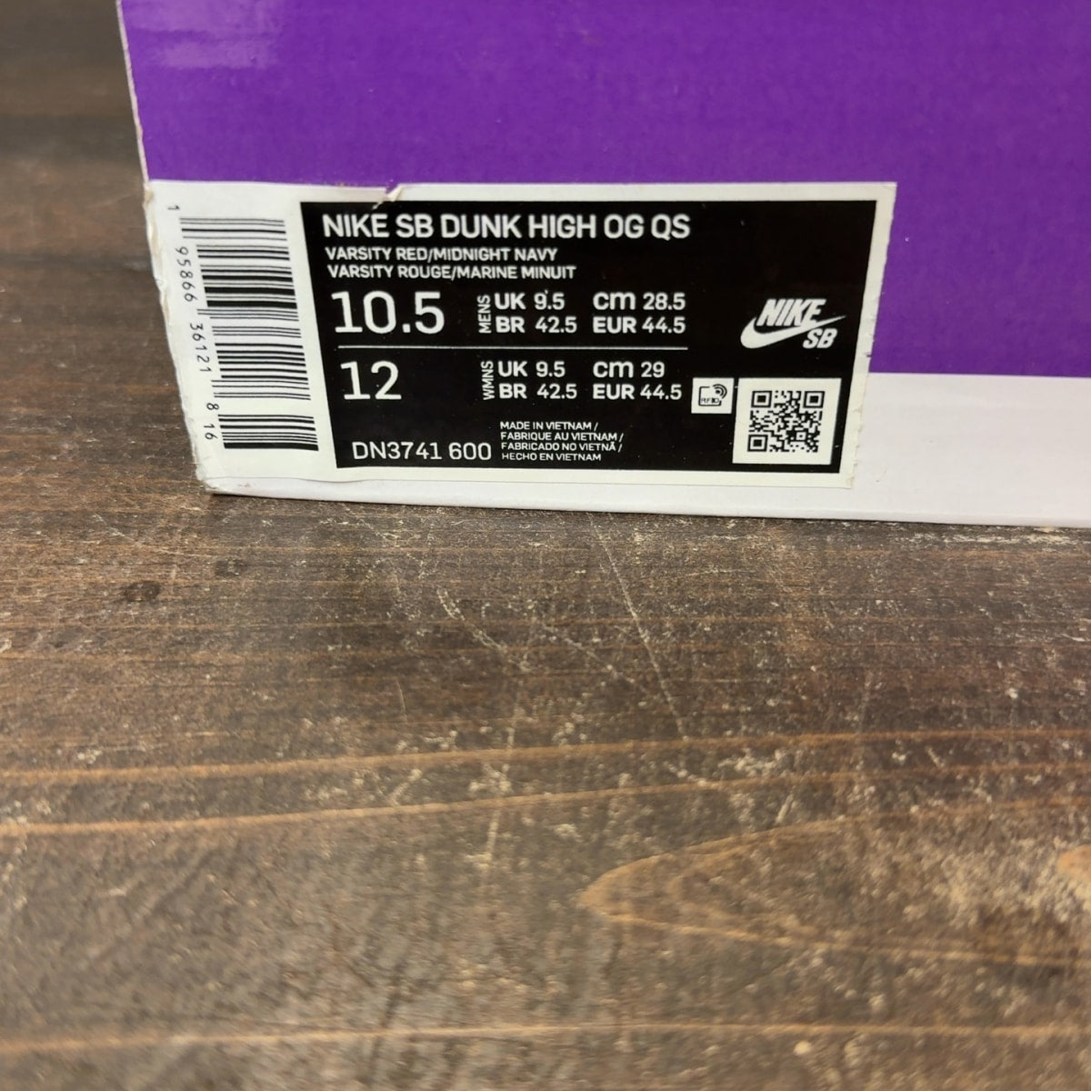 Jordan 1 Retro High Obsidian Size 10 (Pre-Owned)