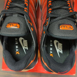 Nike Air Max TW SE Black Orange Summit - Image 6