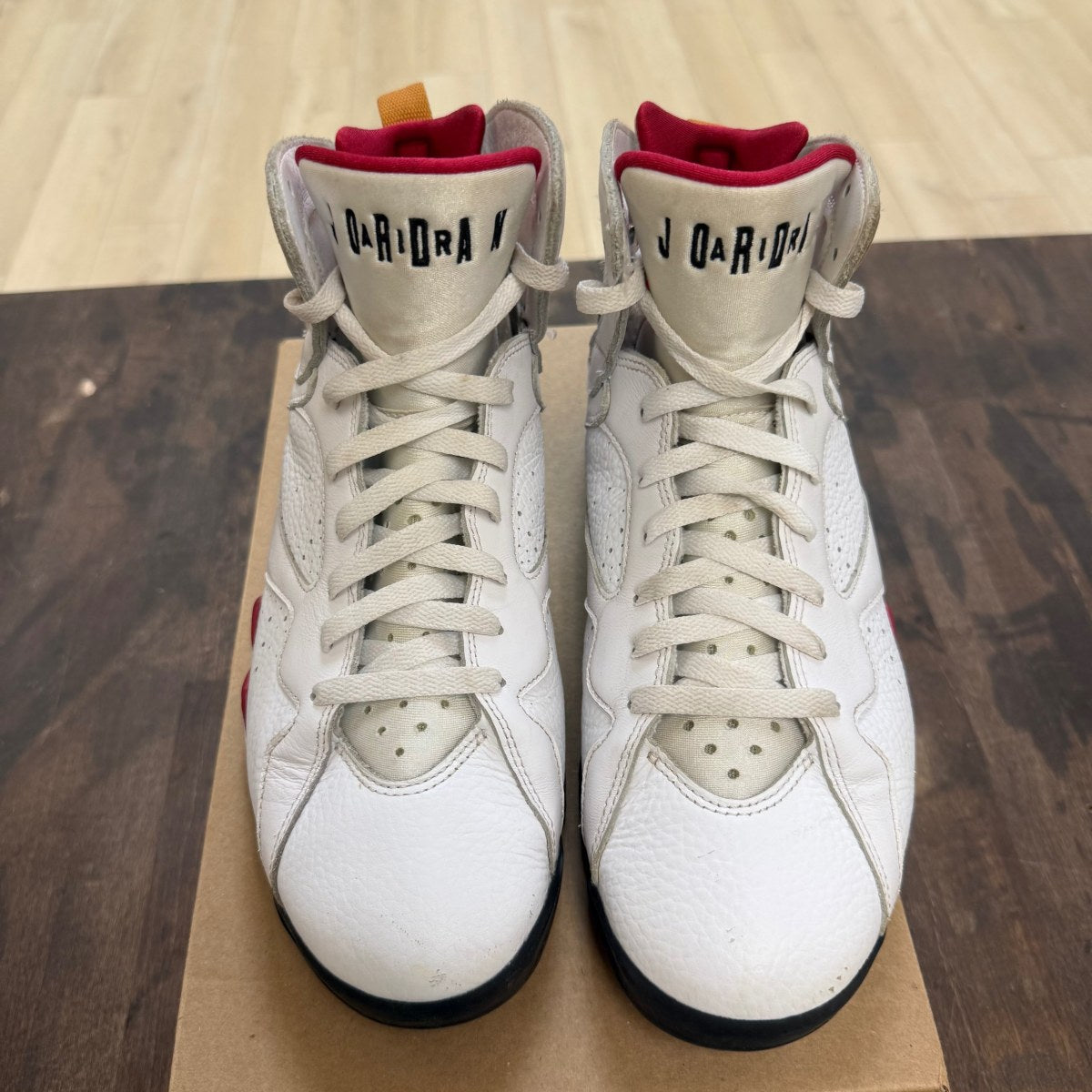 Jordan 7 Retro Cardinal (2022) Size 10.5 (Pre-Owned) - Image 2