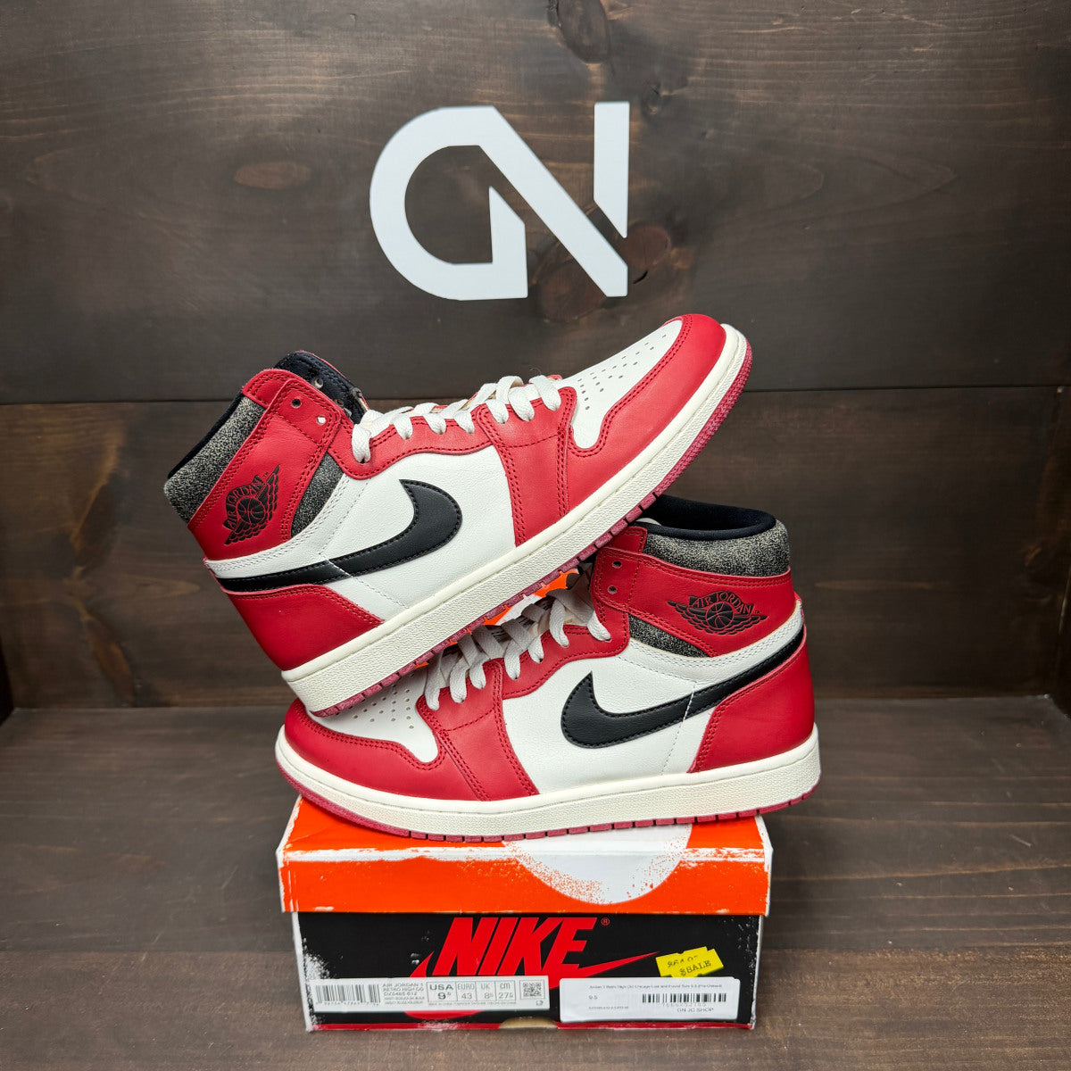 Jordan 1 Retro High OG Chicago Lost and Found - Image 1