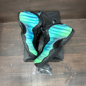 Nike Air Foamposite One Northern Lights Size 9 (Pre-Owned) - tag
