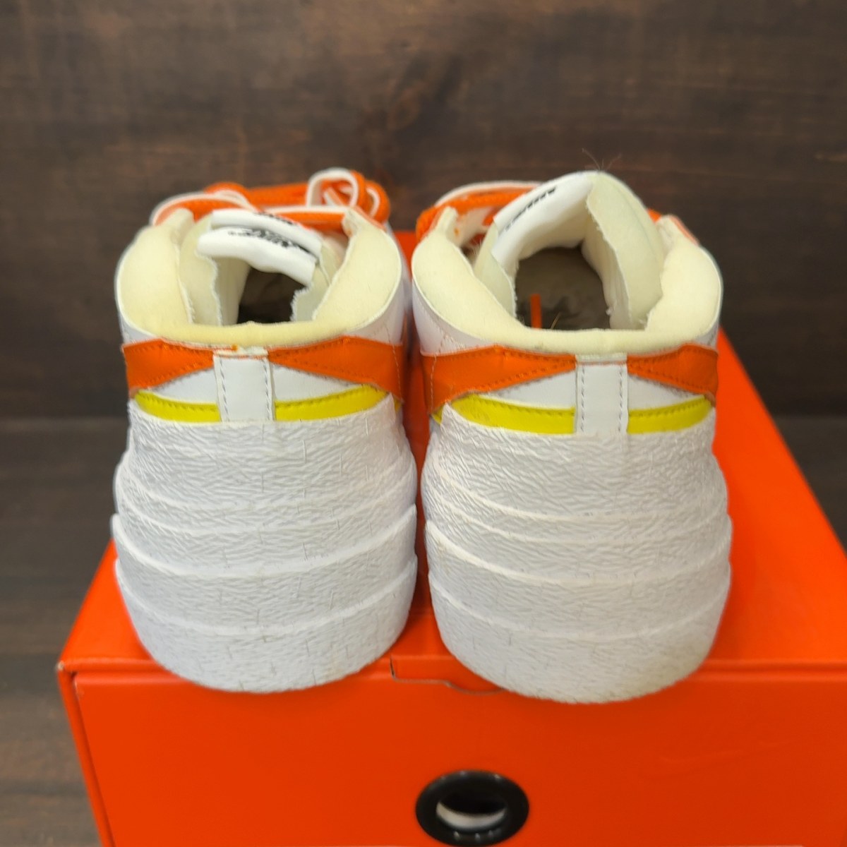 Nike Blazer Low sacai White Magma Orange - Image 4