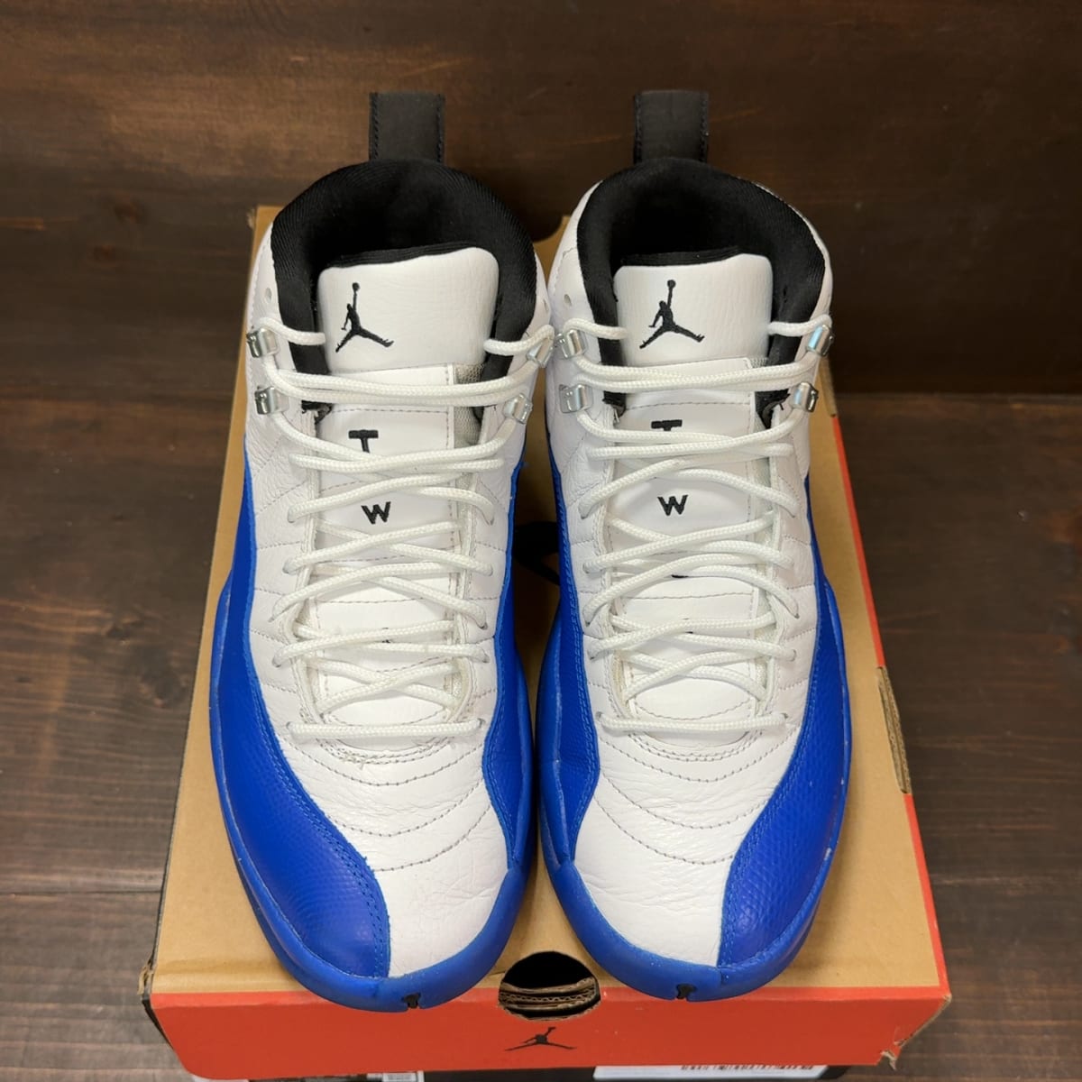 Jordan 12 Retro Blueberry Size 8.5 (Pre-Owned) - tag