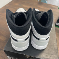 Diamond Short Jordan 1 Mid (USED)