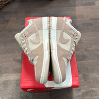 Sanddrift Nike Dunk Low SE (Women's) (USED)