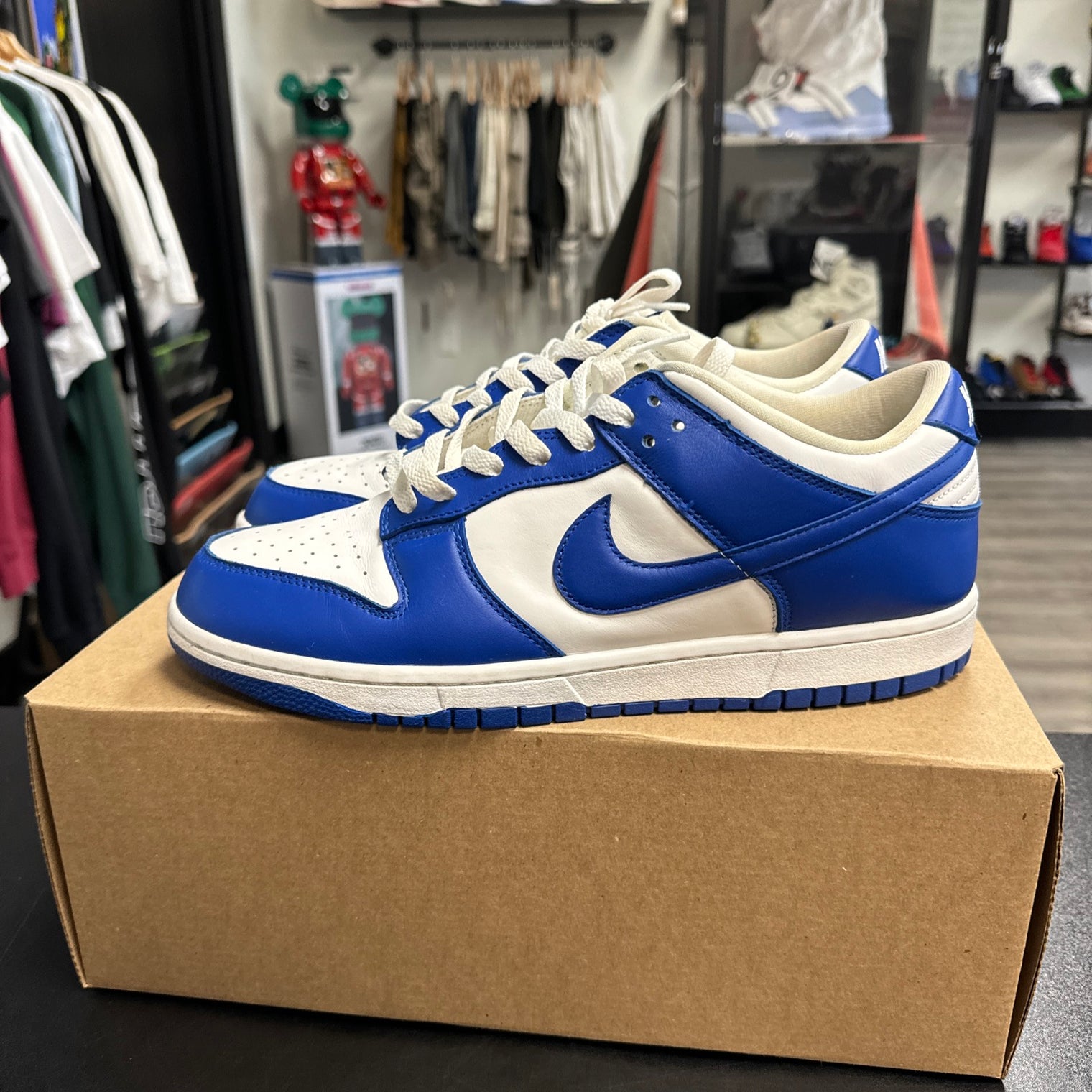 Kentucky Dunk Low (USED, no box)